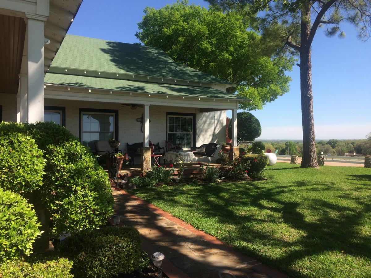 Bed and Breakfast The Old Liberty Schoolhouse Azle Экстерьер фото